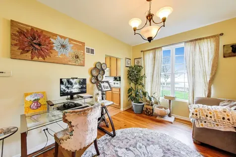 447 Talismon Court Crystal Lake IL 60012