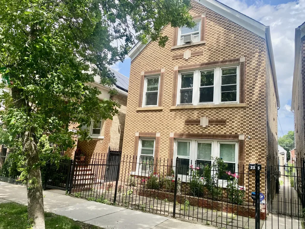 2535 South Christiana Avenue Chicago IL 60623