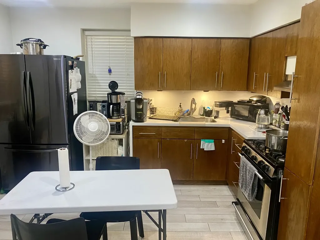 2535 South Christiana Avenue Chicago IL 60623