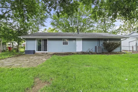 903 Scottsdale Drive Champaign IL 61821