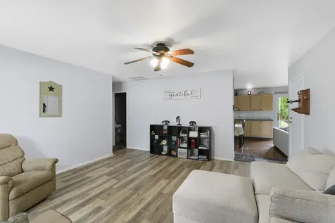 903 Scottsdale Drive Champaign IL 61821