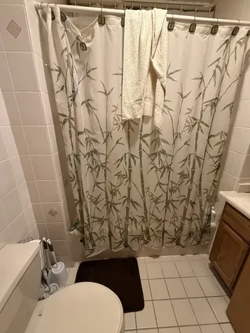1354 West George Street Chicago IL 60657