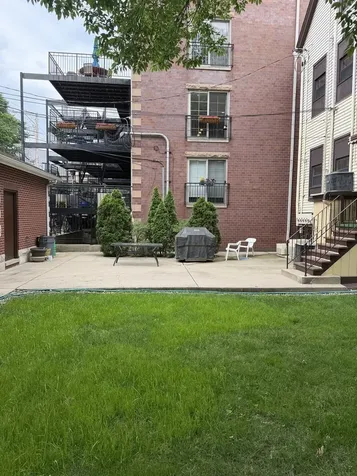 1354 West George Street Chicago IL 60657