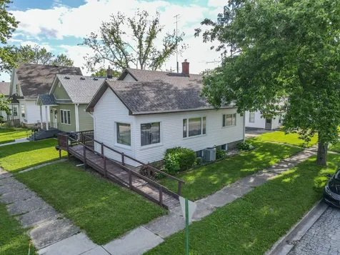 197 North Cleveland Avenue Bradley IL 60915