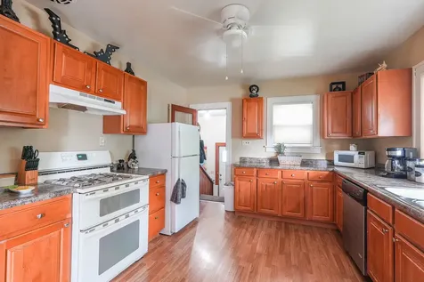 197 North Cleveland Avenue Bradley IL 60915