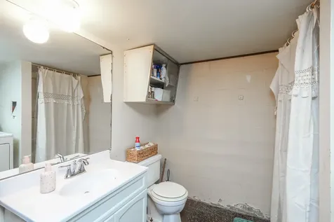 197 North Cleveland Avenue Bradley IL 60915