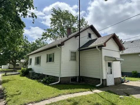 197 North Cleveland Avenue Bradley IL 60915