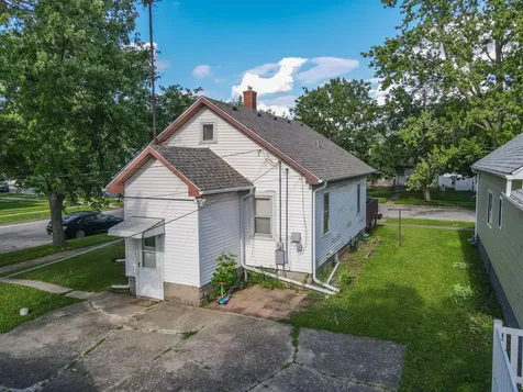 197 North Cleveland Avenue Bradley IL 60915
