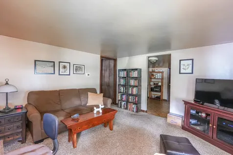 197 North Cleveland Avenue Bradley IL 60915
