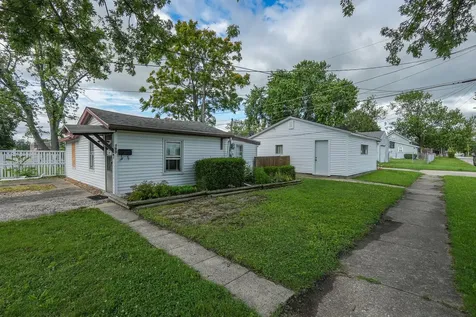 197 North Cleveland Avenue Bradley IL 60915
