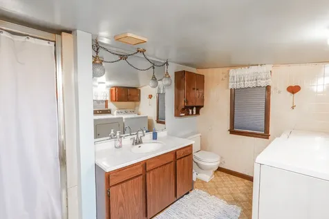 197 North Cleveland Avenue Bradley IL 60915