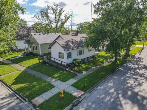 197 North Cleveland Avenue Bradley IL 60915