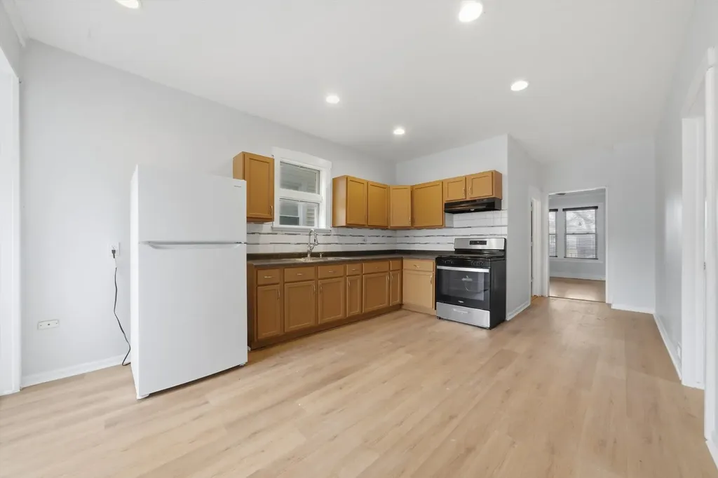 3311 North Kostner Avenue Chicago IL 60641