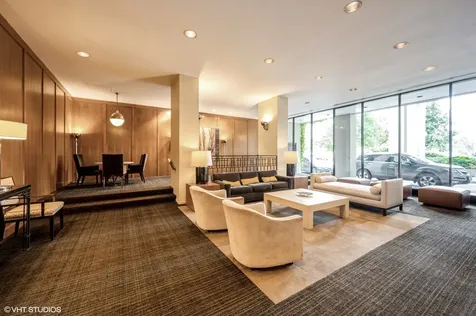2626 North Lakeview Avenue Chicago IL 60614