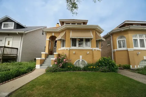2820 North Mont Clare Avenue Chicago IL 60634