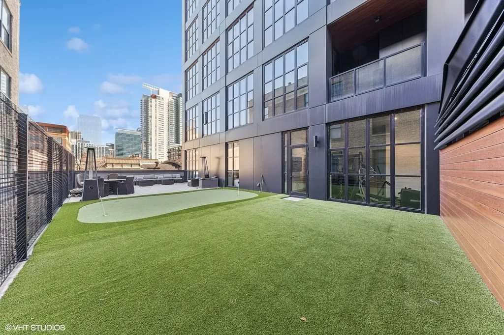 900 West Washington Boulevard Chicago IL 60607