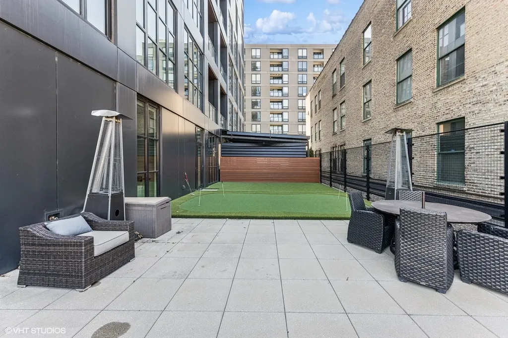 900 West Washington Boulevard Chicago IL 60607