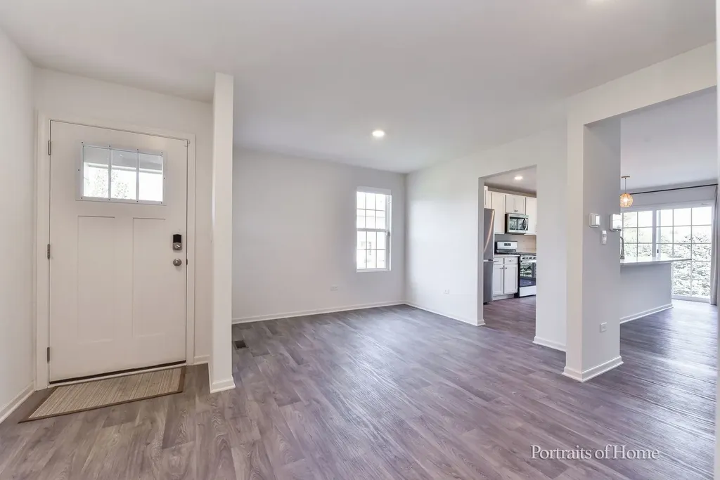 2068 Canyon Creek Court Aurora IL 60503