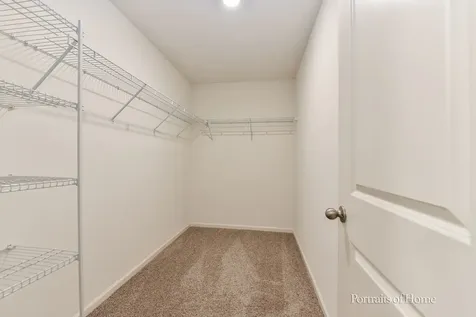 2068 Canyon Creek Court Aurora IL 60503