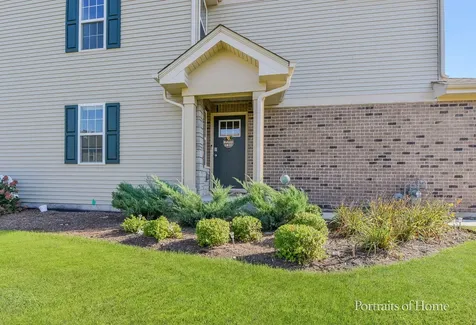 2068 Canyon Creek Court Aurora IL 60503