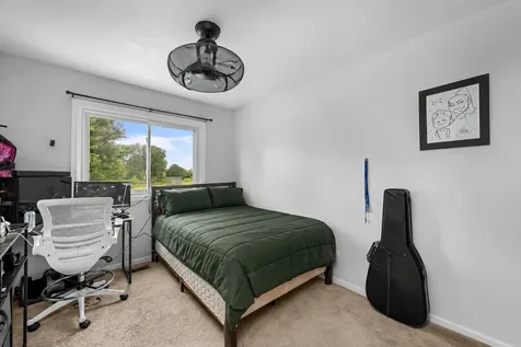 1441 Loch Lomond Drive Crystal Lake IL 60014