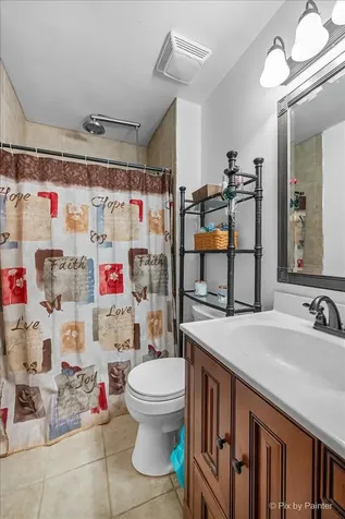 1441 Loch Lomond Drive Crystal Lake IL 60014