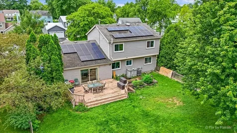 1441 Loch Lomond Drive Crystal Lake IL 60014