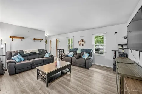 1441 Loch Lomond Drive Crystal Lake IL 60014