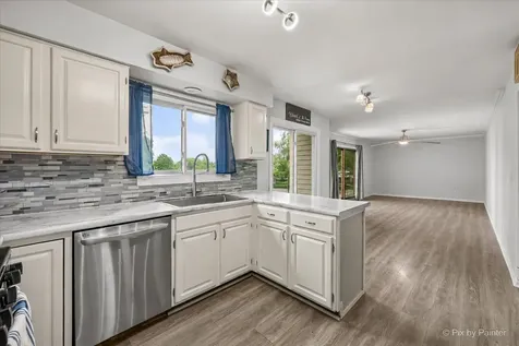 1441 Loch Lomond Drive Crystal Lake IL 60014