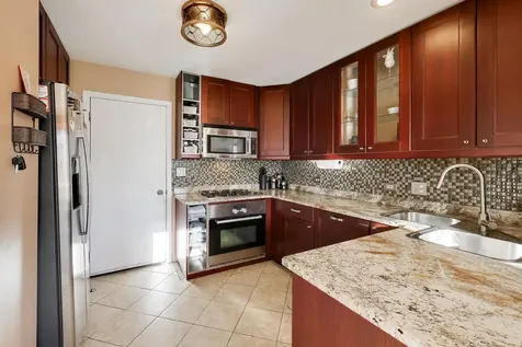 1422 Welland Court Roselle IL 60172