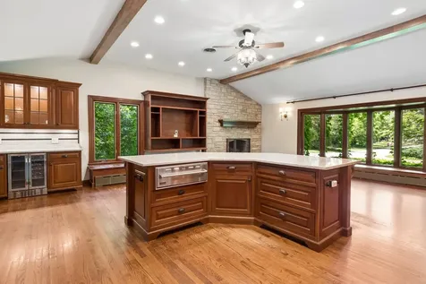 1336 Foxglove Drive Batavia IL 60510