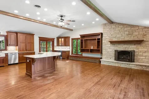 1336 Foxglove Drive Batavia IL 60510