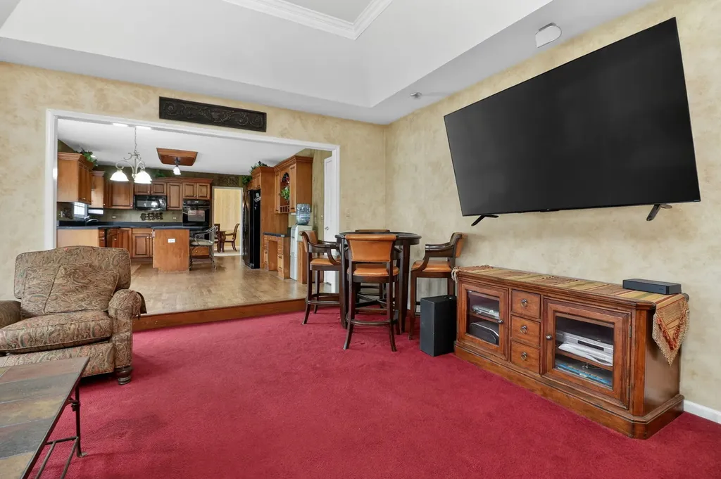 26W248 Tuckaway Court Winfield IL 60190