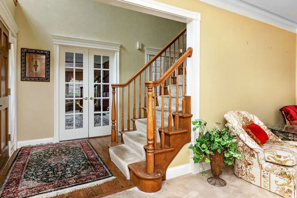 26W248 Tuckaway Court Winfield IL 60190