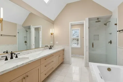 26W248 Tuckaway Court Winfield IL 60190