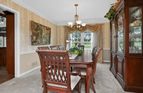 26W248 Tuckaway Court Winfield IL 60190