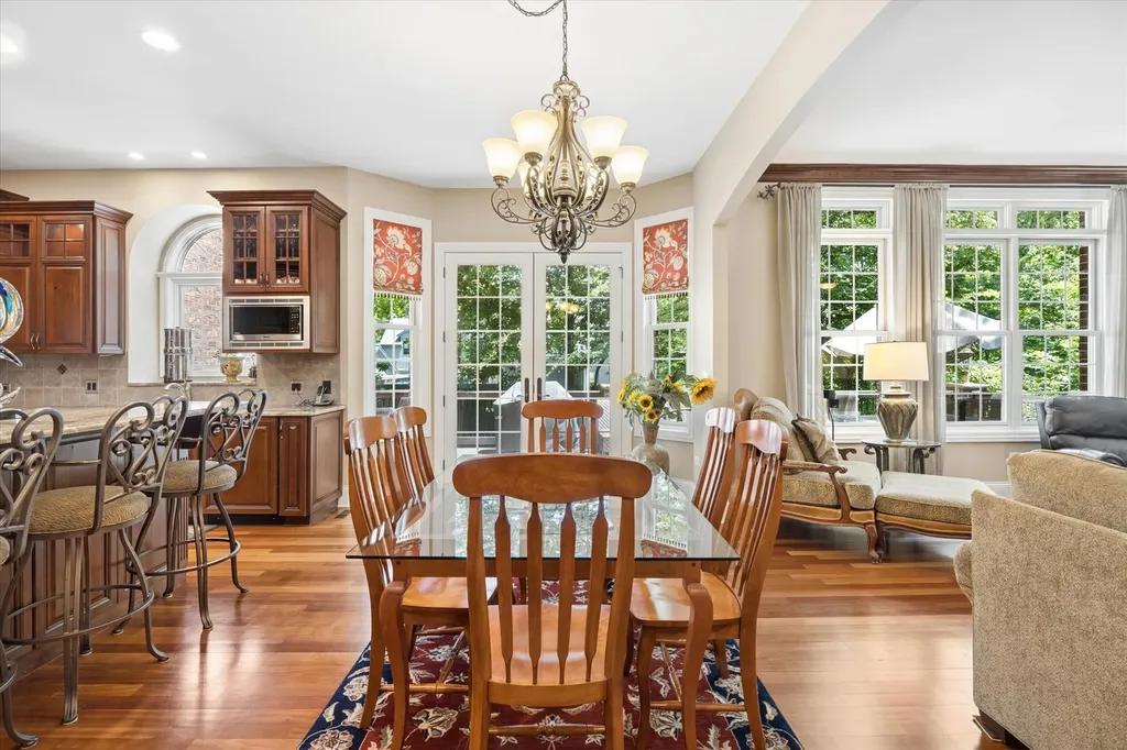 616 Driftwood Court Naperville IL 60540