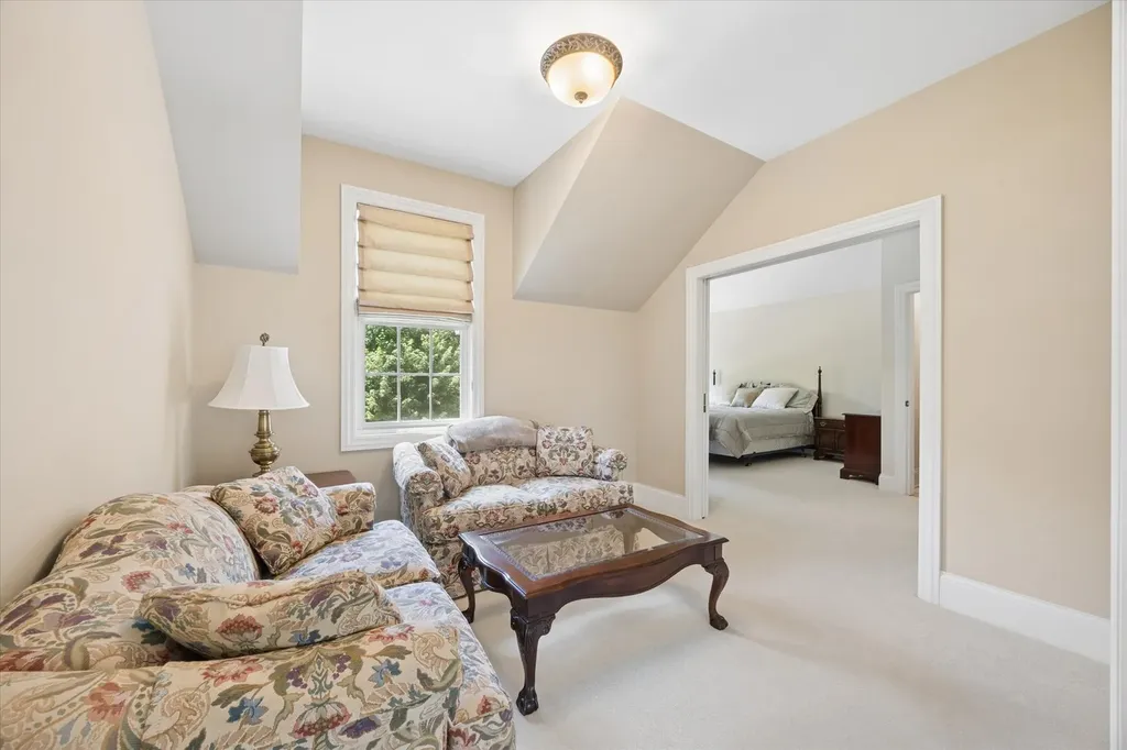 616 Driftwood Court Naperville IL 60540