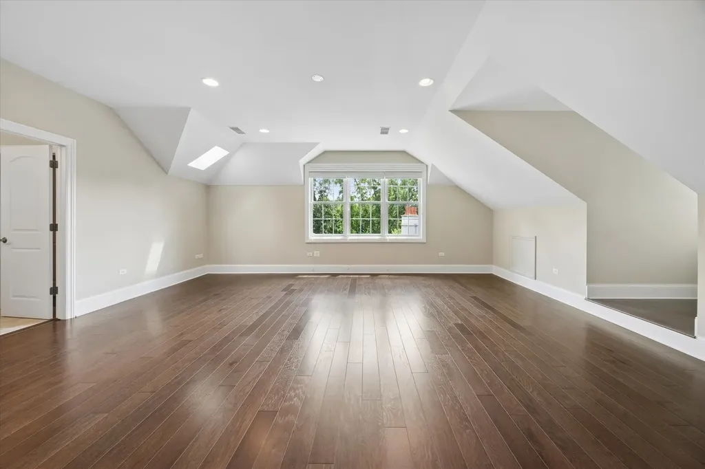 616 Driftwood Court Naperville IL 60540