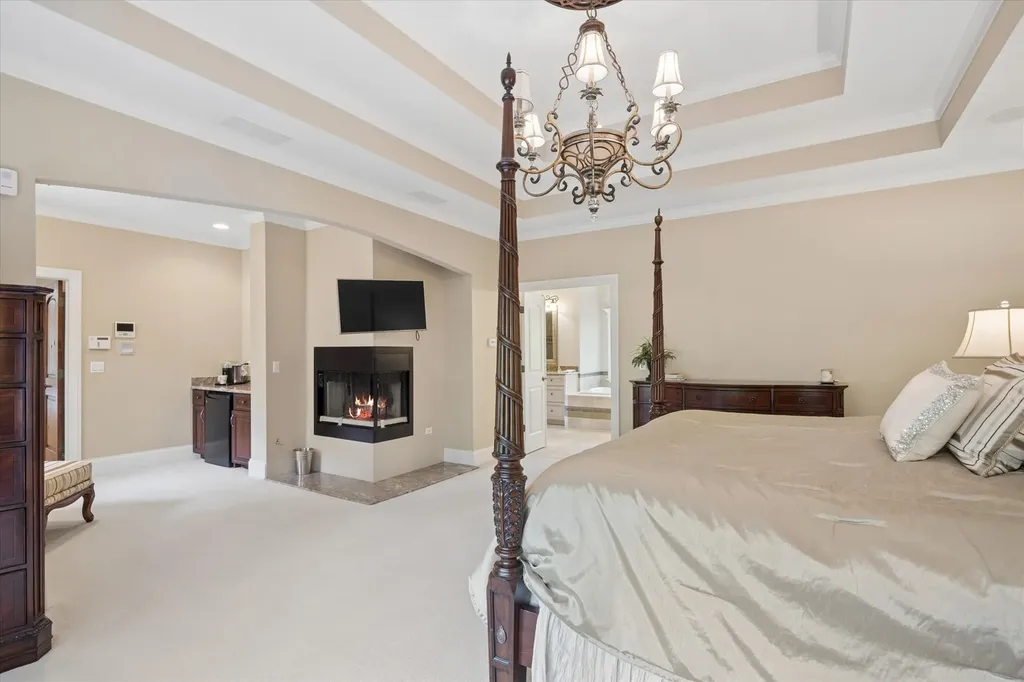 616 Driftwood Court Naperville IL 60540