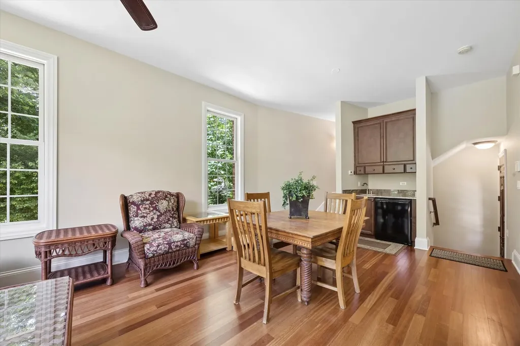 616 Driftwood Court Naperville IL 60540