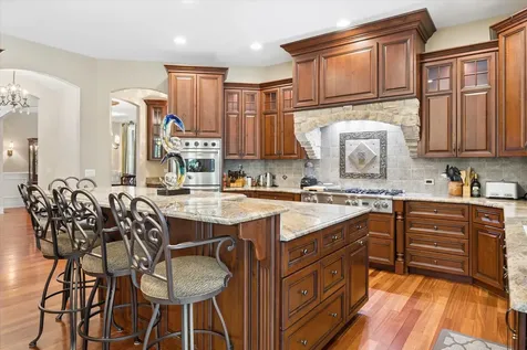 616 Driftwood Court Naperville IL 60540