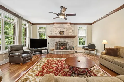 616 Driftwood Court Naperville IL 60540