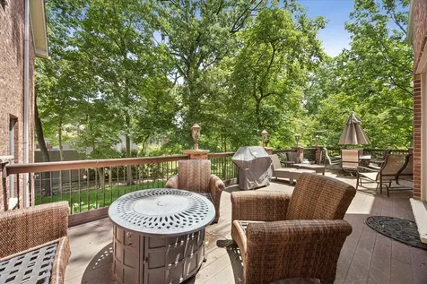 616 Driftwood Court Naperville IL 60540