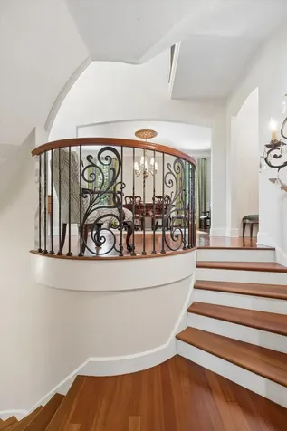 616 Driftwood Court Naperville IL 60540