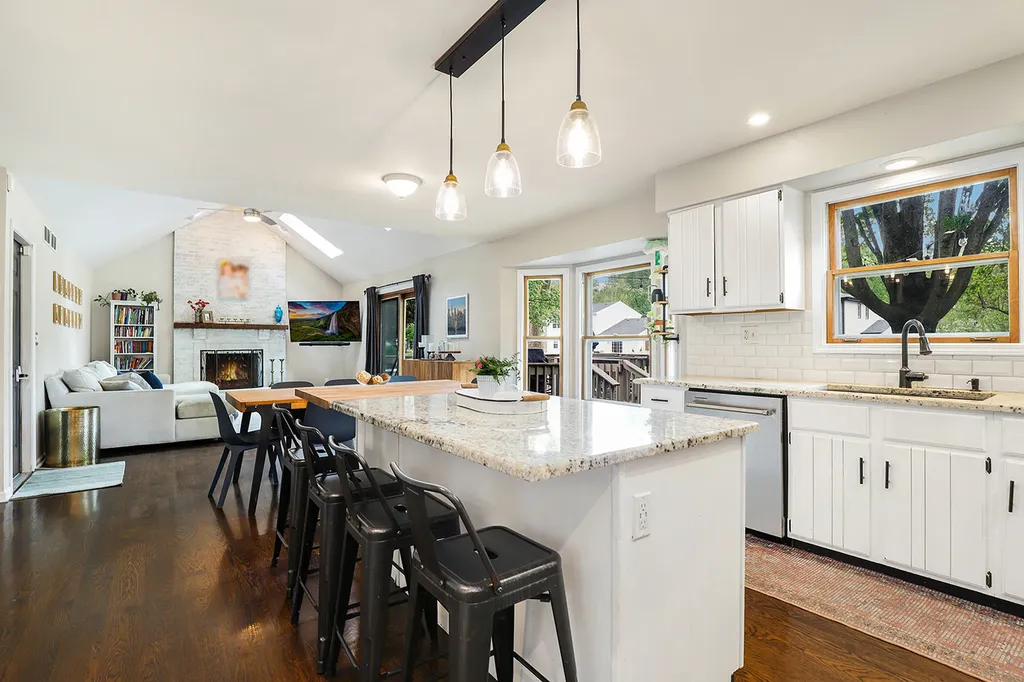 1232 Wilshire Drive Naperville IL 60540