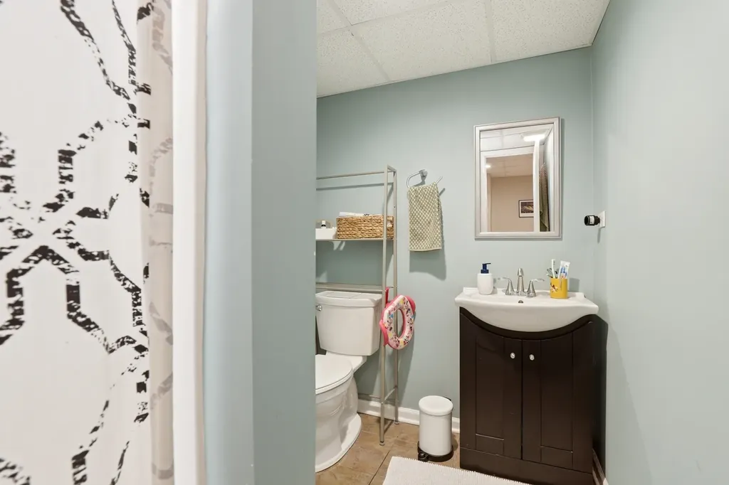 1232 Wilshire Drive Naperville IL 60540