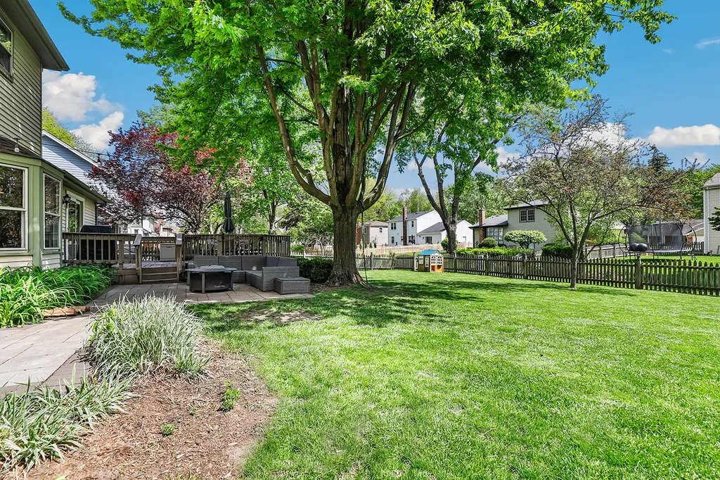 1232 Wilshire Drive Naperville IL 60540