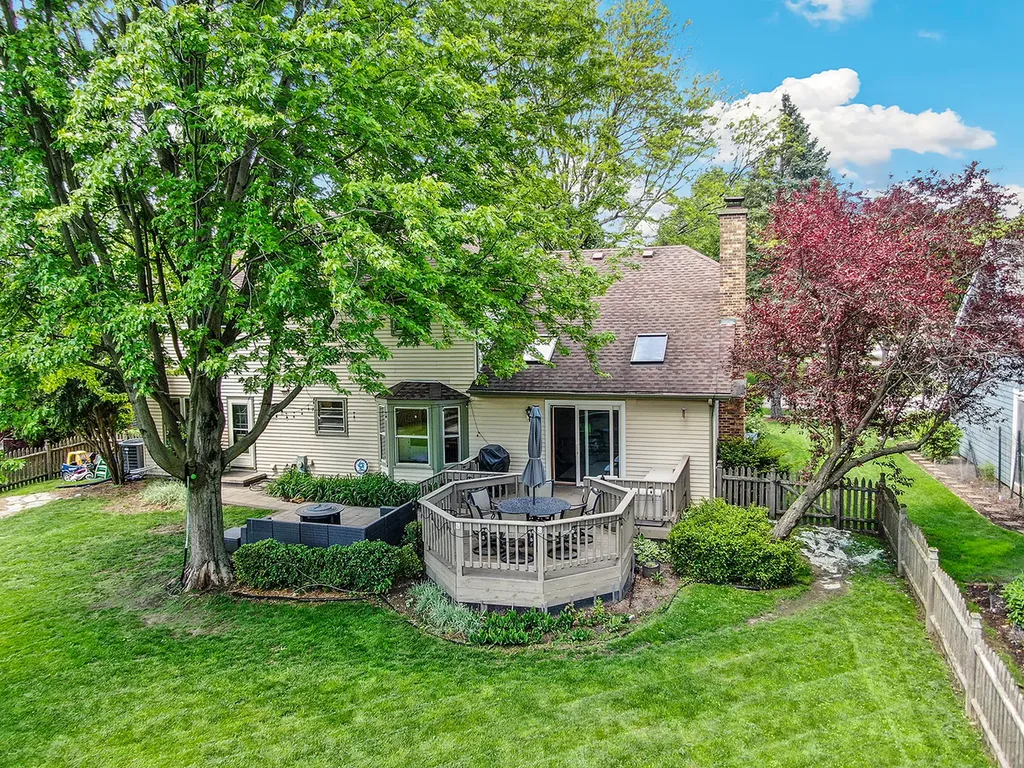 1232 Wilshire Drive Naperville IL 60540