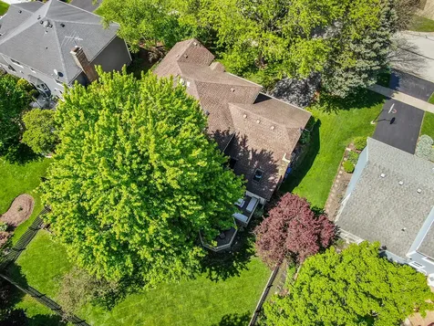 1232 Wilshire Drive Naperville IL 60540